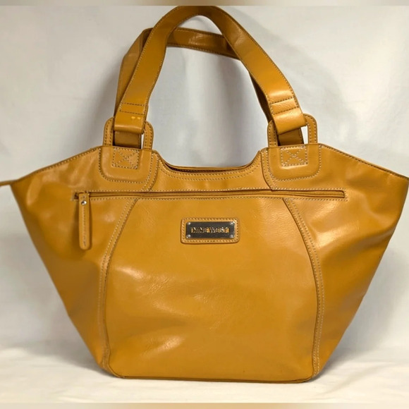 Nine West large Hobo Purse Mustard Yellow Faux leather - Picture 1 of 10